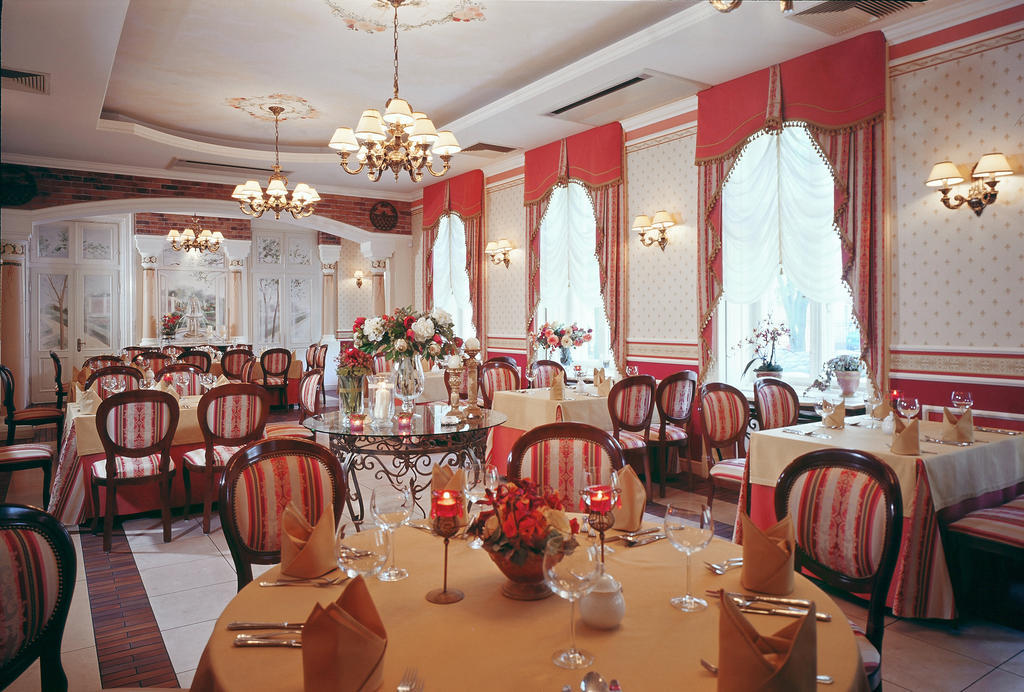 Hotel Aleksander Włocławek 외부 사진