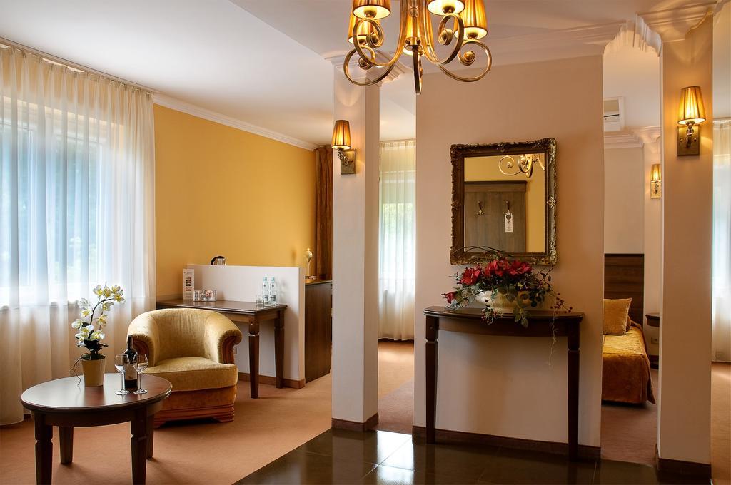 Hotel Aleksander Włocławek 외부 사진