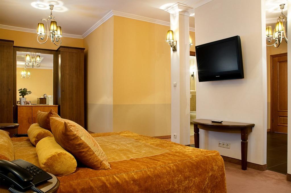 Hotel Aleksander Włocławek 외부 사진