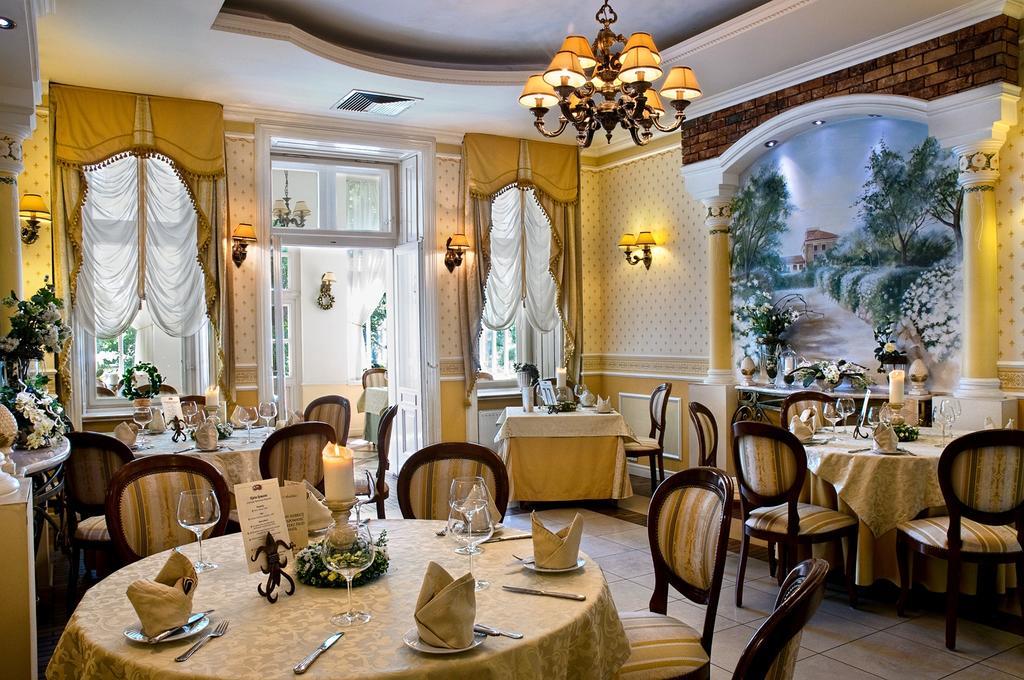 Hotel Aleksander Włocławek 외부 사진