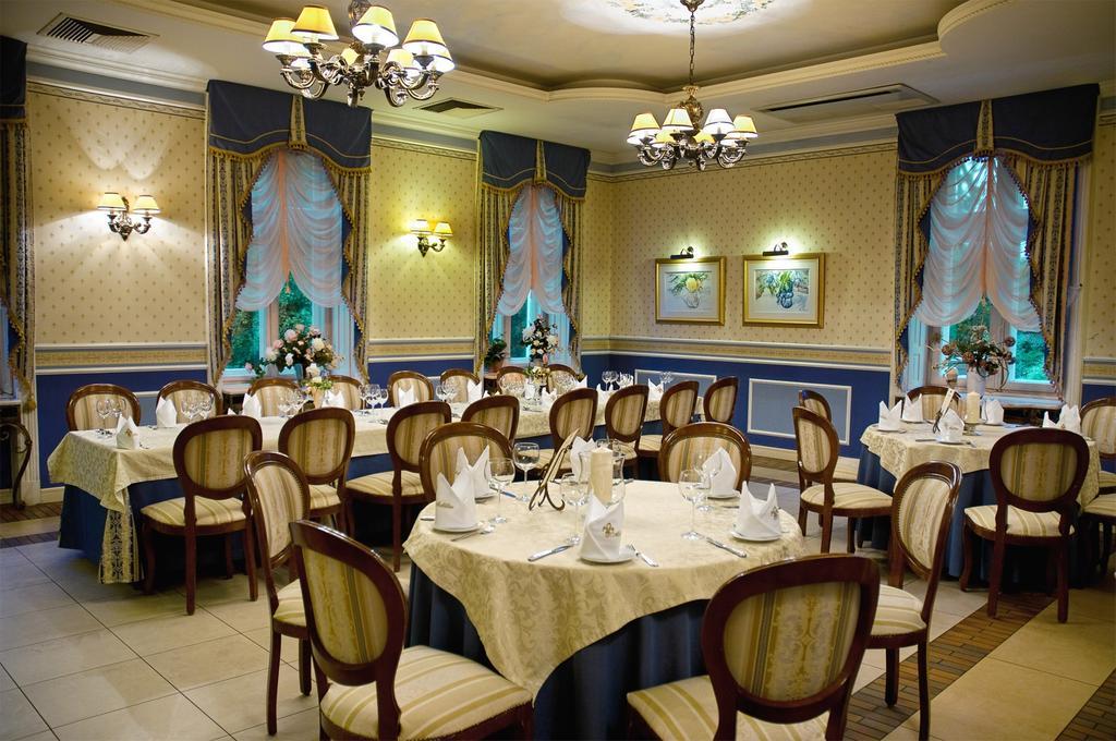 Hotel Aleksander Włocławek 외부 사진